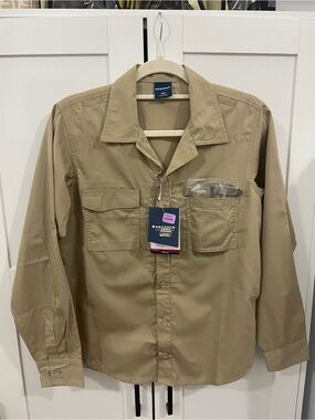 NWT Propper Women’s Button-Down Water Repellent Shirt in Khaki Tan